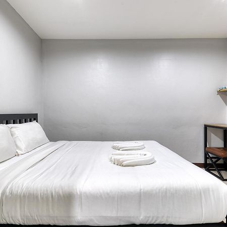 Red Pin Inn 好运旅馆 Bangkok Buitenkant foto