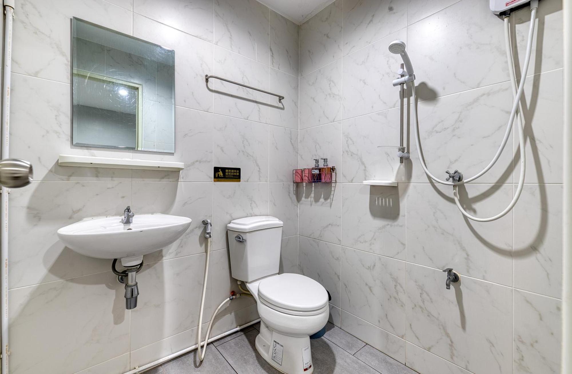 Red Pin Inn 好运旅馆 Bangkok Buitenkant foto
