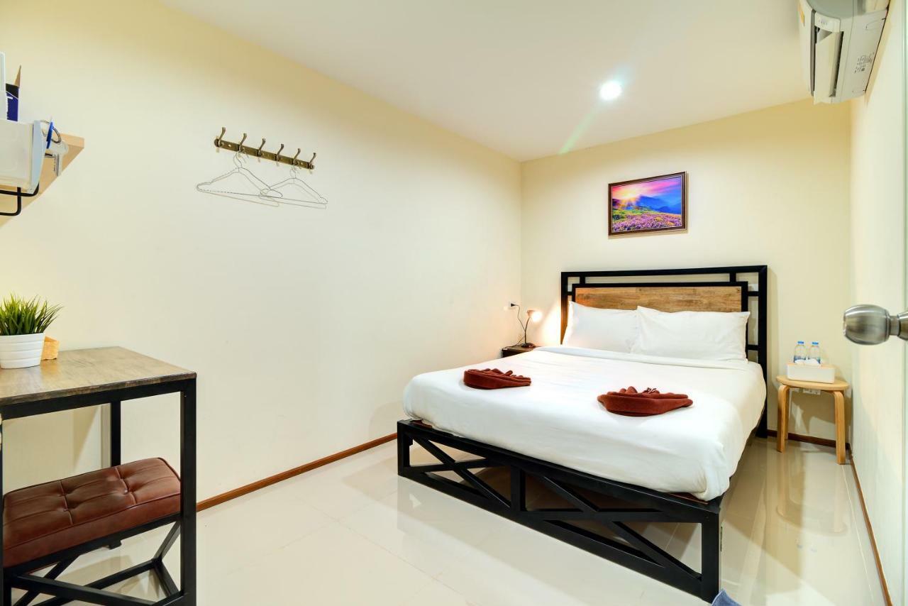 Red Pin Inn 好运旅馆 Bangkok Buitenkant foto
